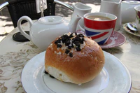 Culture... a bath bun and a pot of tea, Bath, United Kingdom (9605677635).jpg