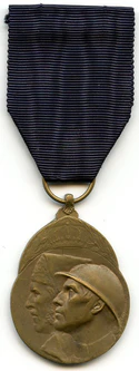 Medaille du Volontaire Combattant 1914 18 Belgique Avers.jpg