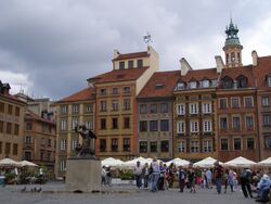 Warszawa Rynek Starego Miasta.jpg