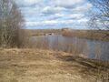 Дамба через Большую Коряжемку у г. Коряжма весной.JPG