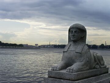 Пристань со сфинксами на Свердловской набережной (2004-07-31), 08.jpg