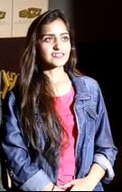 Asees Kaur.jpg