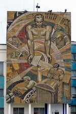 Mosaic on Volgograd Tractor Factory 001.jpg