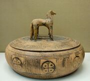 Pyxis geometric BM GR 1910-11-21-1.jpg