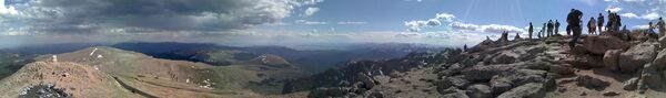My. Evans, Colorado summit panorama.jpg