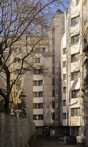 Pensionistenheim Loquaiplatz, Harry Glück.jpg