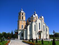 Храм Успення Пресвятої Богородиці УГКЦ. - panoramio - Oleksandr Kaktus.jpg