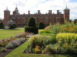 Blickling Hall 02.jpg