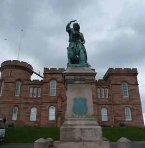 Inverness Castle - panoramio.jpg