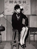 Jamie Farr Max Klinger MASH 1975.JPG