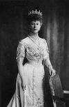 Queen Mary of the United Kingdom, c. 1911.jpg