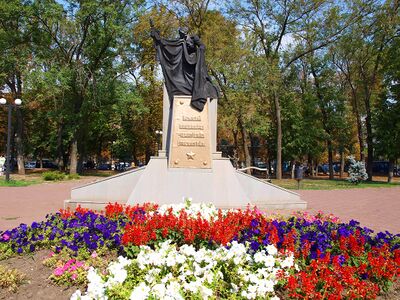 Памятник освободителям Луганска