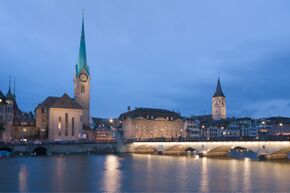 Zuerich Fraumuenster St Peter.jpg