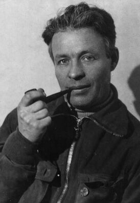 Лётчик Василий Сергеевич Молоков.jpg