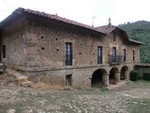 Entrada al palacio 04.JPG