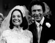 Valerie Harper David Groh Rhoda wedding 1974.JPG