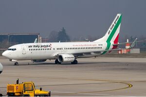 Air Italy Polska Boeing 737-800 Berni.jpg