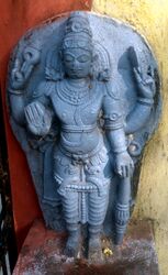 Stone carved relief of Lord Vishnu at Ryali.JPG