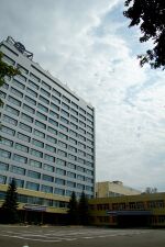 Gorky Automobile Plant (main building).jpg