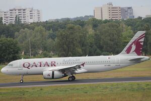 Qatar Airways A320 A7-AHS.JPG