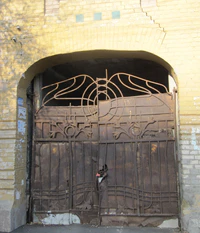 Киселёва ул дом 56 ворота Саратов.jpg