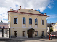 Lebedev House, Tula.jpg