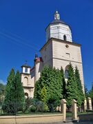 Самбір .Костел Св. Іоанна Хрестителя .фасад.jpg