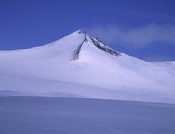 Barbeau Peak, Nunavut.jpg