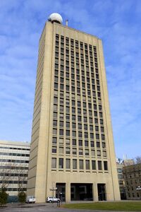 Green Building - MIT, Cambridge, MA - DSC05589.jpg