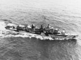 USS Meredith (DD-726) underway at sea on 16 April 1944 (NH 89423).jpg