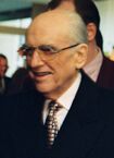 Андреас Папандреу в Брюсселе (11-01-1994).jpg