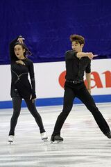 Guo Yuzhu and Zhao Pengkun - 2017 Junior World Championships.jpg