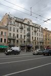 SPB Newski house 72.jpg