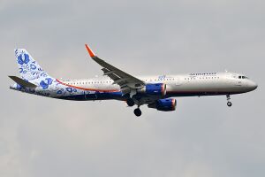 Aeroflot (95 Years Livery), VP-BEE, Airbus A321-211 (40320926410).jpg
