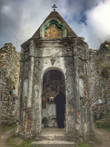 Anakopia Church of Theodore of Tyrone - church in Abkhazia 04.jpg