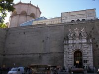 Vatican Museums entrance.jpg