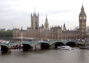 Westminster Bridge, River Thames, London, England.jpg