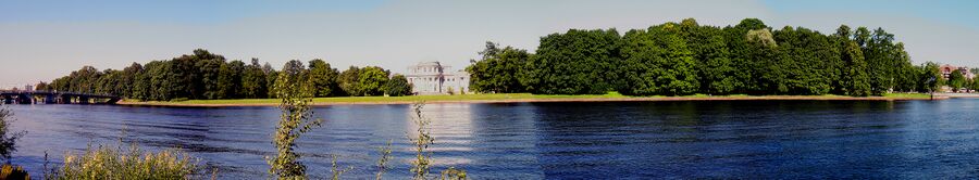 Елагин остров и дворец