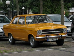 Opel Kadett (classic) (15544745585).jpg