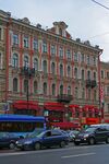 SPB Newski house 106.jpg