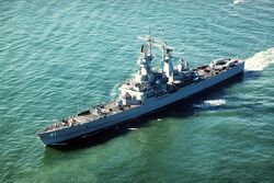USS Arkansas (CGN-41) underway in San Francisco Bay, California (USA), on 12 October 1985 (6404424).jpg