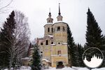 Покровская (Трехсвятительская) церковь в Заборье.jpg