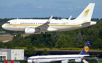 Airbus A319 (HZ-SKY4)