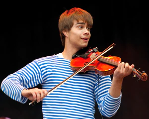 Alexander Rybak @ Døgnvill 2009 06-2.jpg