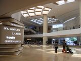 HK Admiralty mall Pacific Place 11 courtyard Aug-2012.JPG