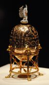 Pelican (Fabergé egg).jpg