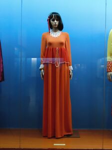 Согдийская женская одежда Афрасиаба (Самарканд, Узбекистан). Национальный музей Таджикистана, Душанбе.