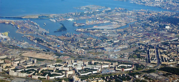 Kirovsky District (North) of Saint Petersburg 17Aug10.JPG