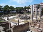 Serapeum (Pozzuoli) -2.jpg