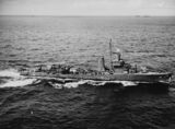 USS Morris (DD-417) underway at sea on 6 December 1943 (NH 107277).jpg